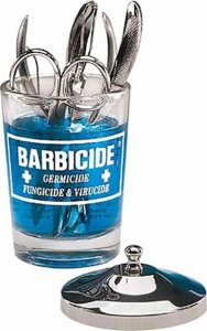 Barbicide pojemnik szklany do dezynfekcji Barbicide 120 ml 1