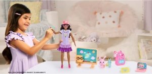 Lalka Barbie Mattel Barbie Moja Pierwsza Barbie Zwierzątka i akcesoria do szkoły HMM61 HMM60 MATTEL 6