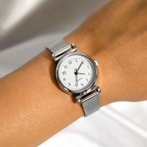Zegarek OTIEN Zegarek damski srebrny Oise z małą białą tarczą cyfry 1