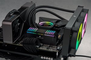 Pamięć Corsair Dominator Platinum RGB, DDR5, 64 GB, 6200MHz, CL32 (CMT64GX5M4B6200C32) 4
