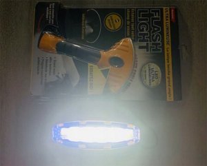 Latarka Verk LATARKA SZEROKOKĄTNA LED 180 Z MAGNESEM MOCNA 10