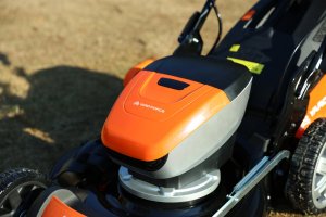 Kosiarka akumulatorowa Yard Force YF-LMC46 11