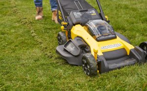 Kosiarka akumulatorowa Stanley SFMCMW2651M 17