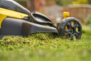 Kosiarka akumulatorowa Stanley SFMCMW2651M 25