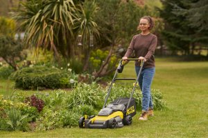 Kosiarka akumulatorowa Stanley SFMCMW2651M 8