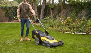 Kosiarka akumulatorowa Stanley SFMCMWS251B 10