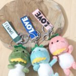 Breloczek myHomelife Breloczek DINOZAUR ze smyczą niebieski 4