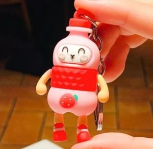 Breloczek myHomelife Breloczek silikonowy kawaii soczek truskawkowy 3