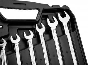 Zestaw narzędzi Neo 10-058 82 el. (10-058) 6