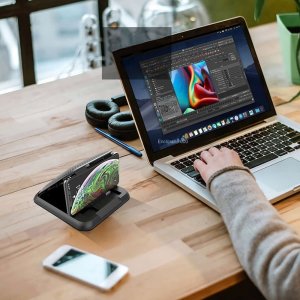 Alogy Uchwyt samochodowy Alogy Carbon na telefon do 6.8 cali GPS na deskę kokpit Czarny + Kabel 3w1 + Ładowarka USB-C + USB 3.1A 6