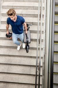 Hulajnoga elektryczna Segway F65D 5