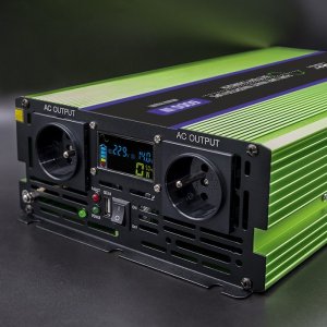 Przetwornica Qoltec Przetwornica napięcia Monolith | ładowanie baterii | UPS | 3000W | 6000W | 12V na 230V | Czysty Sinus | LCD 5