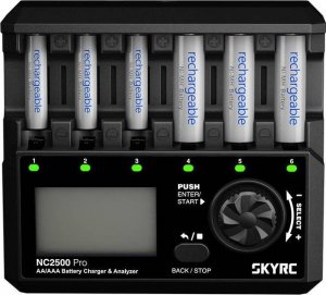 SkyRC Ładowarka SkyRC NC2500 Pro AA / AAA 1