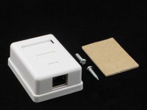 NetRack gniazdo kompletne natynkowe 1xRJ45 FTP kat5e (NP519) 2