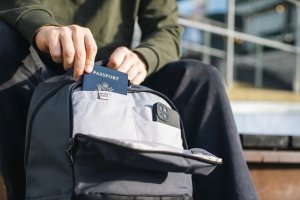 Pacsafe Plecak miejski antykradzieżowy Pacsafe Metrosafe X 25L - ciemnoszary 7