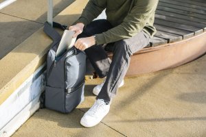 Pacsafe Plecak miejski antykradzieżowy Pacsafe Metrosafe X 25L - ciemnoszary 9