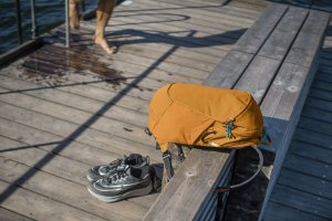 Pacsafe Plecak miejski antykradzieżowy 18l Pacsafe ECO - pomarańczowy , z econylu 11