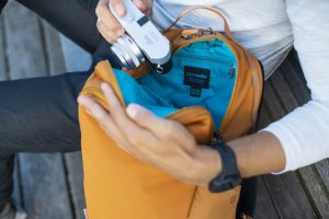 Pacsafe Plecak miejski antykradzieżowy 18l Pacsafe ECO - pomarańczowy , z econylu 27