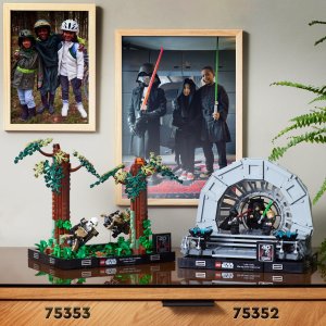 LEGO Star Wars Diorama: Pościg na ścigaczu przez Endor (75353) 6