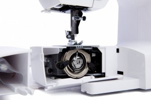 Maszyna do szycia Minerva MAX30 9