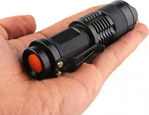 Latarka Latarka taktyczna zestaw 2 metalowych nimi latarek z zoom i akcesoriów Latarka taktyczna zestaw 2 metalowych nimi latarek z zoom i akcesoriów 3