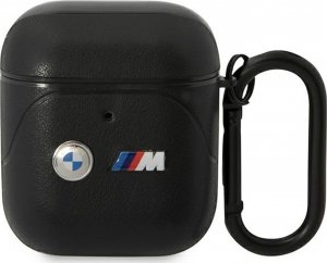 BMW BMW BMA222PVTK AirPods 1/2 cover czarny/black Leather Curved Line 1
