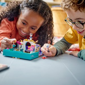 LEGO Disney Historyjki Małej Syrenki (43213) 6