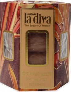 LA DIVA MYDŁO W KOSTCE TWIST DLA KOBIET PERFUMOWANE (4 x 45 g) 180 g - LA DIVA 1