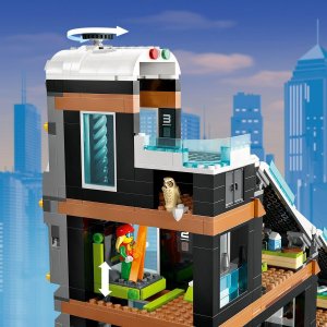 LEGO City Centrum narciarskie i wspinaczkowe (60366) 4