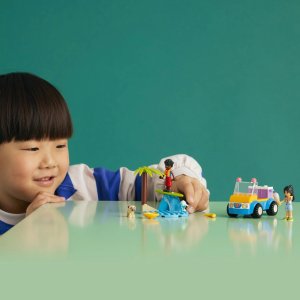 LEGO Friends Zabawa z łazikiem plażowym (41725) 5