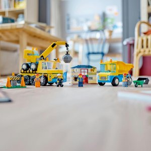 LEGO City Ciężarówki i dźwig z kulą wyburzeniową (60391) 6