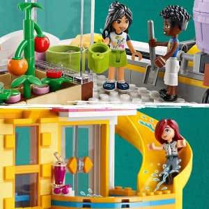 LEGO Friends Dom kultury w Heartlake (41748) 4