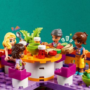 LEGO Friends Jadłodajnia w Heartlake (41747) 3