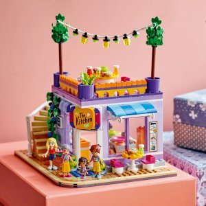 LEGO Friends Jadłodajnia w Heartlake (41747) 8