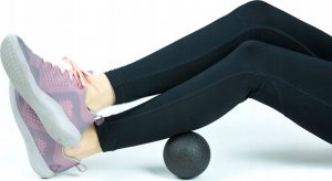 Thunder Piłka lacrosse do masażu THUNDER - czarna 3