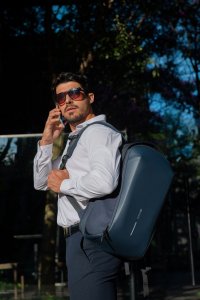 Plecak XD Design XD DESIGN PLECAK BIZZ BACKPACK GRANATOWY P/N: P705.935 13