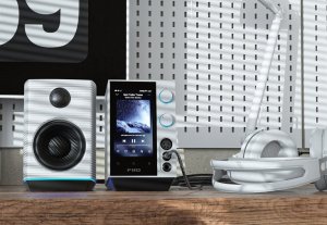 Wzmacniacz słuchawkowy FiiO Hybrydowy R7 10