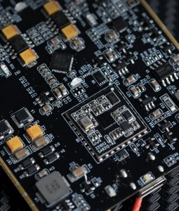 Wzmacniacz słuchawkowy FiiO Tranzystorowy Q11 4