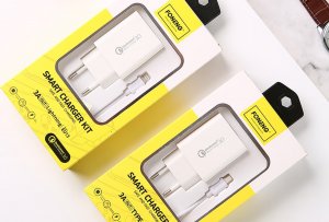 Ładowarka Foneng Ładowarka sieciowa Foneng EU13 + kabel USB do Lightning, 3A (biała) 3