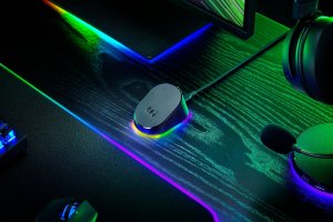 Razer Mouse Dock Pro + Wireless Charging Puck Bundle RGB 3