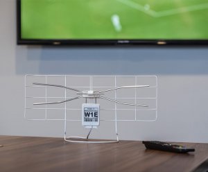 Antena RTV Davbol Antena pokojowa siatkowa white W1E MUX123 8 Davbol 2