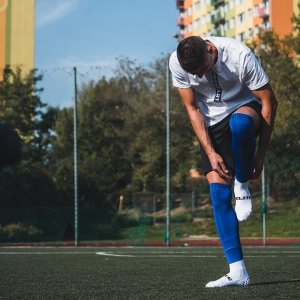 Proskary Tuby Piłkarska Niebieska / Football Sleeves Royal Blue dorosły 155 - 195 cm Proskary 6