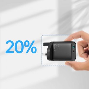 Ładowarka Joyroom Joyroom szybka ładowarka sieciowa UK USB Typ C + USB 20W PD QC3.0 czarny (L-QP2011) + kabel USB Typ C - Lightning 1m (S-M006) 3