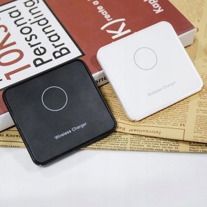 Ładowarka Wenom ŁADOWARKA BEZPRZEWODOWA DO IPHONE MAGSAFE WENOM 4