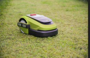 Robot koszący AL-KO Robot koszący AR900 4GARDEN 3