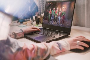 Laptop HP HP OMEN 16 QHD Ryzen 9 6900HX 32GB 1TB RTX 3070 Ti 165Hz Win11 12