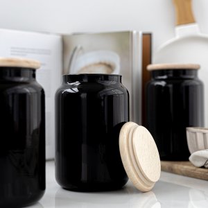 Trend Glass Zestaw czarnych słoików do przechowywania z drewnianymi deklami Carissa Black&White 3x970 ml 7