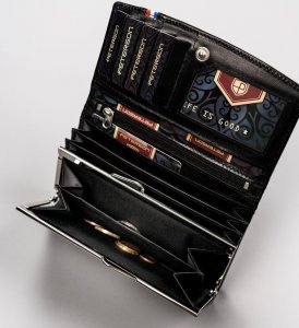 Peterson Duży portfel damski z systemem RFID Protect NoSize 8