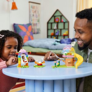 LEGO Koci domek Gabi Przyjęcie w ogrodzie Wróżkici (10787) 5