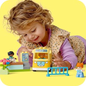 LEGO Duplo Przejażdżka autobusem (10988) 4